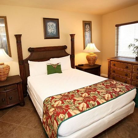 Marco Beach Vacation Suites Caxambas Ngoại thất bức ảnh