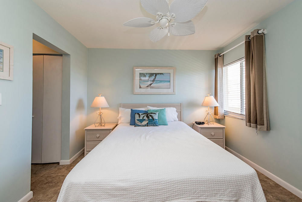 Marco Beach Vacation Suites Caxambas Ngoại thất bức ảnh